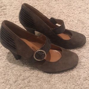 Sofft heels - size 8M